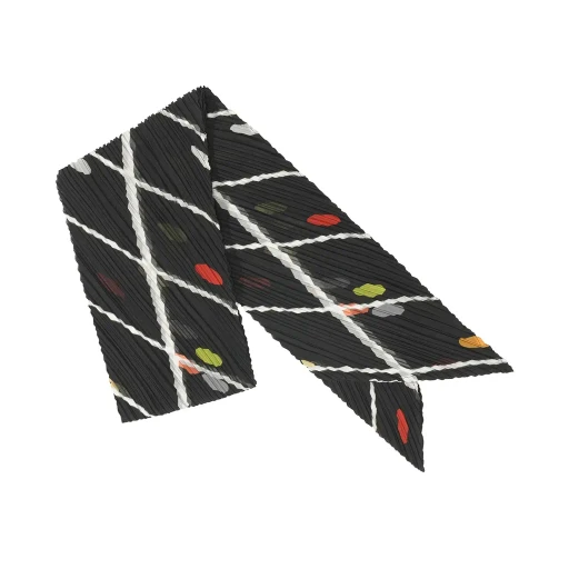 Crossing Dots Scarf