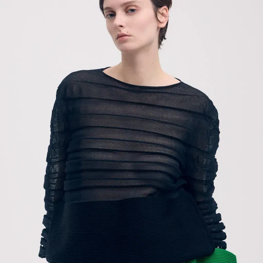 Moving Knit