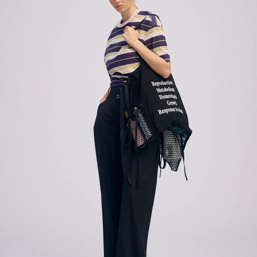 Living Tote