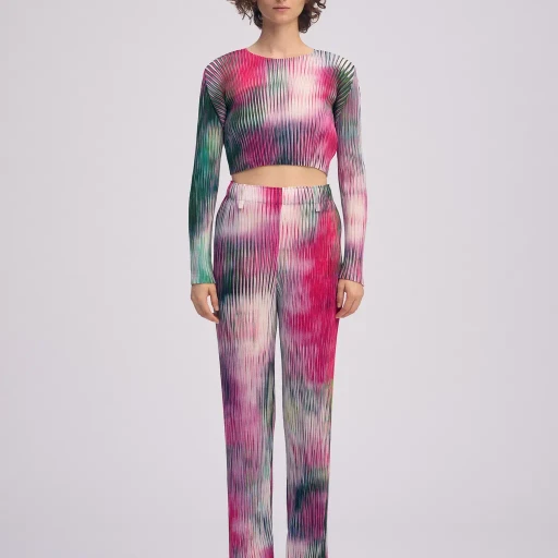Obscure Pleats