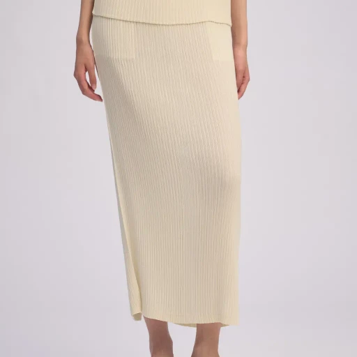 Hatching Pleats