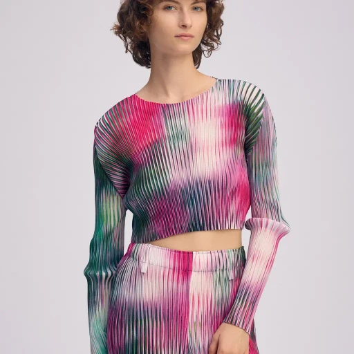 Obscure Pleats