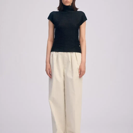 Wooly Pleats Bk/Wt-66