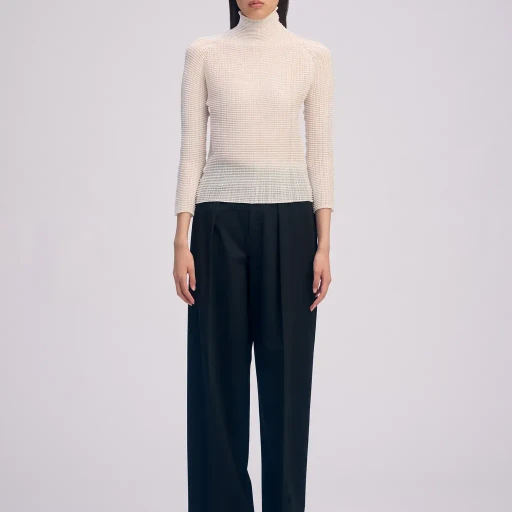Wooly Pleats Bk/Wt-66