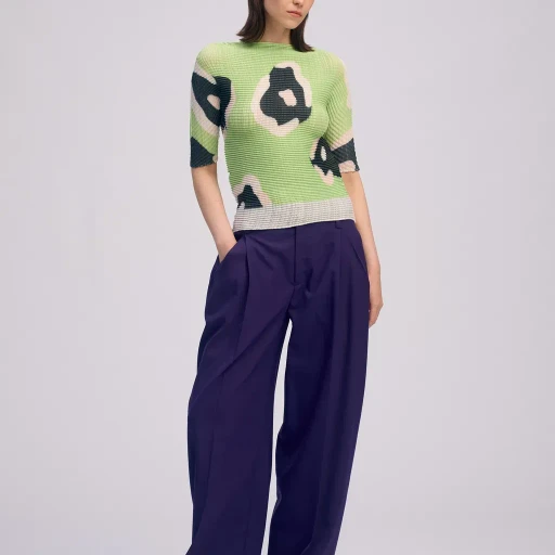 Verve Pleats Top