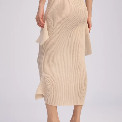 Adventitious：High-Necks