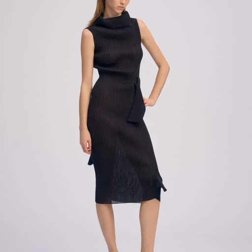Adventitious：High-Necks