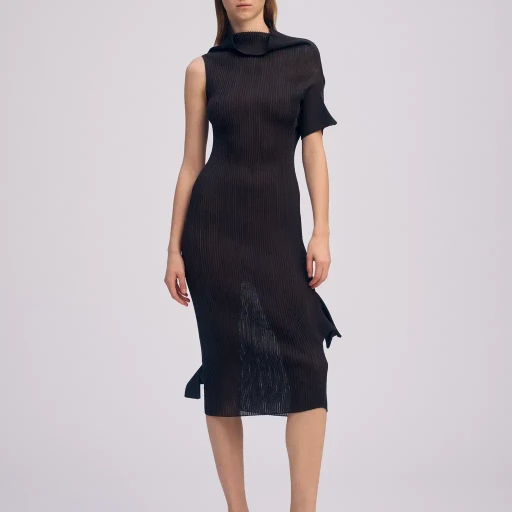 Adventitious：High-Necks