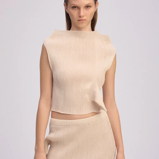 Adventitious：High-Necks