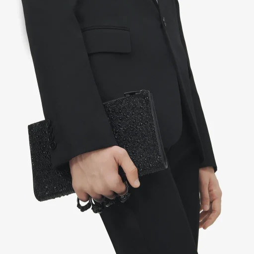 Knuckle Flat Pouch