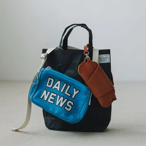 Unlikely Shopping Bag M Paper