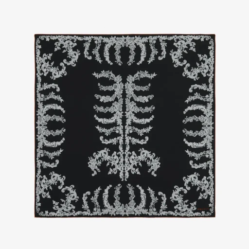 Lace Ribcage Foulard
