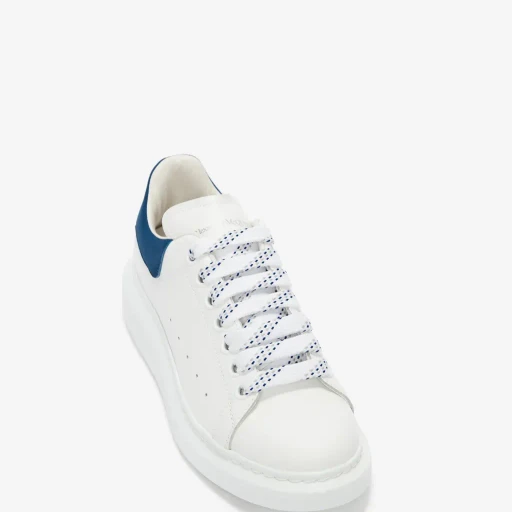 Oversized Sneaker