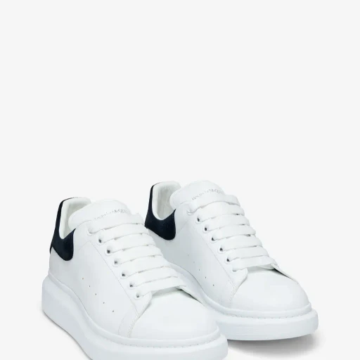 Oversized Sneaker