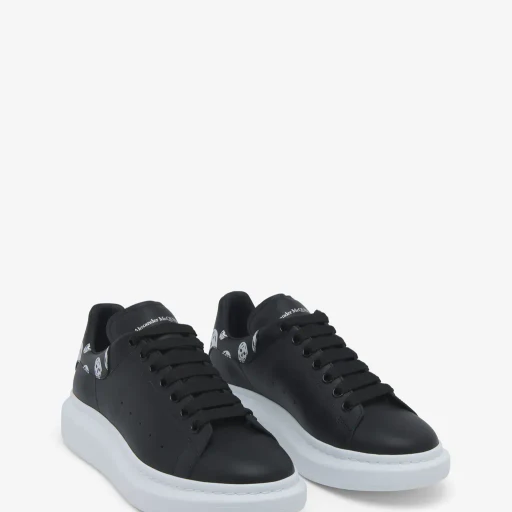 Oversized Sneaker