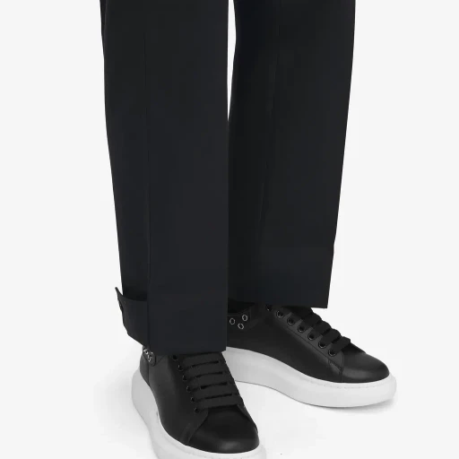 Oversized Sneaker