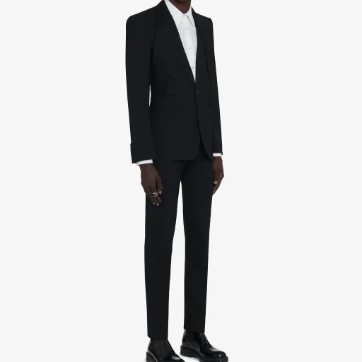 Reverse Lapel Single-Breasted Jacket
