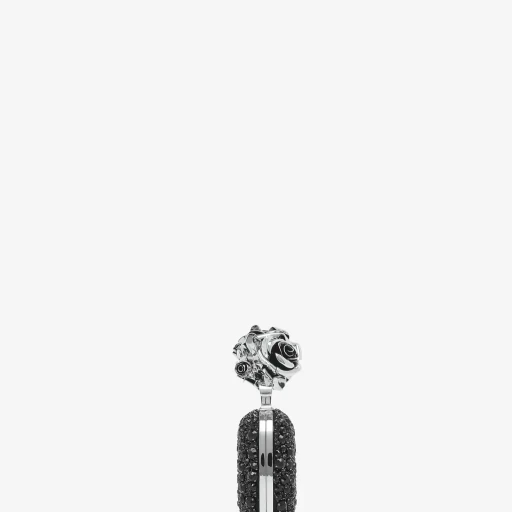Rose Knuckle Clutch
