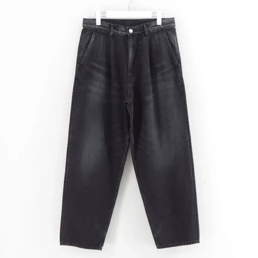 Selvage Denim Two Tuck Tapered Pants