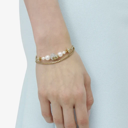 Skull And Pearl Chain Bracelet