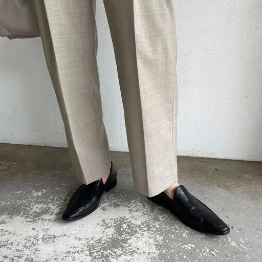 Suspender Tuck Pants