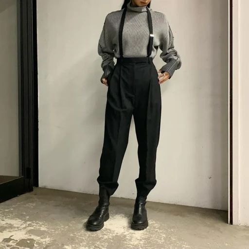 Suspender Tuck Pants