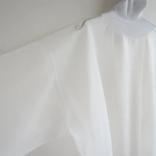 Sukeru Sheer Knit