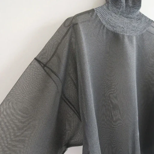 Sukeru Sheer Knit