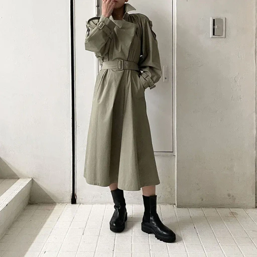 Gimmick Dress
