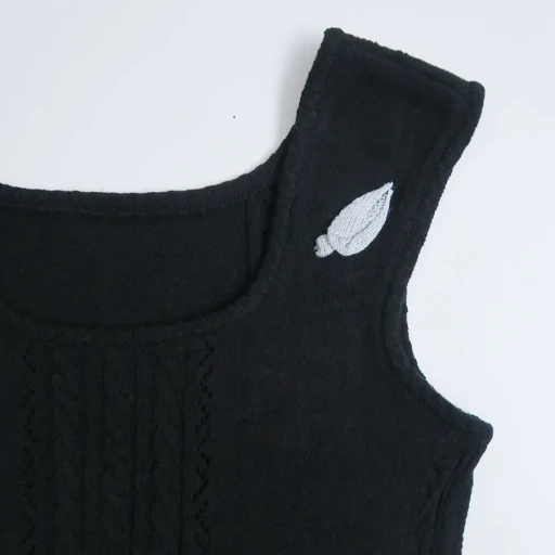 3D Floral Motif Sleeveless Knit Top