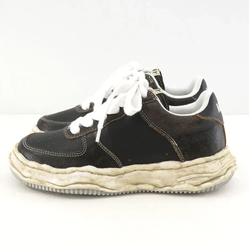 Og Sole Cracking Leather Low-Top Sneaker Wayne