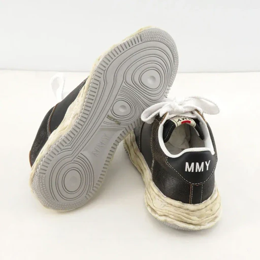 Og Sole Cracking Leather Low-Top Sneaker Wayne