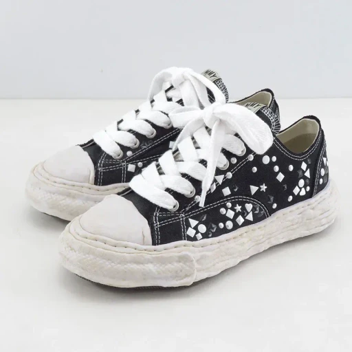 -Peterson 23- Og Sole Embellished Canvas Low-Top Sneaker