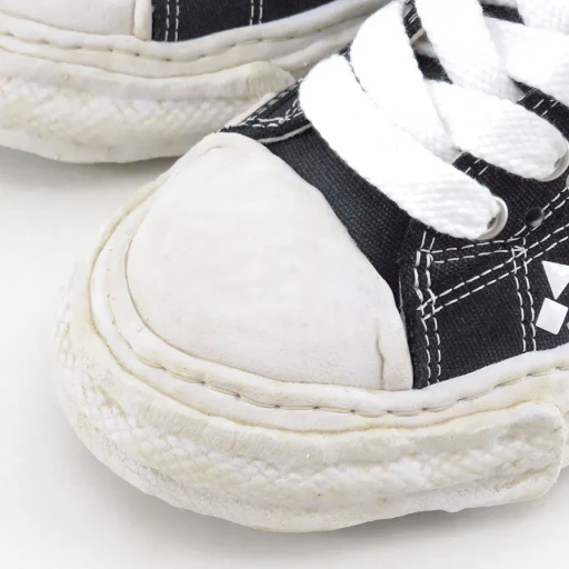 -Peterson 23- Og Sole Embellished Canvas Low-Top Sneaker