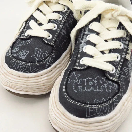 Og Sole Graffiti Printed Low-Top Sneaker Oliver