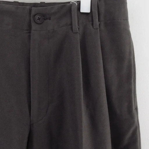 2-Tuck Wide Tapered Trousers