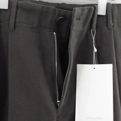 2-Tuck Wide Tapered Trousers