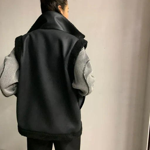 Reracs Mouton High Neck Vest