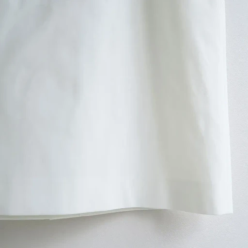 Curved Silhouette Skirt