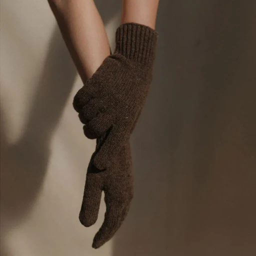 Ribbed Gloves