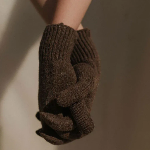 Ribbed Gloves