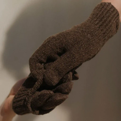 Ribbed Gloves