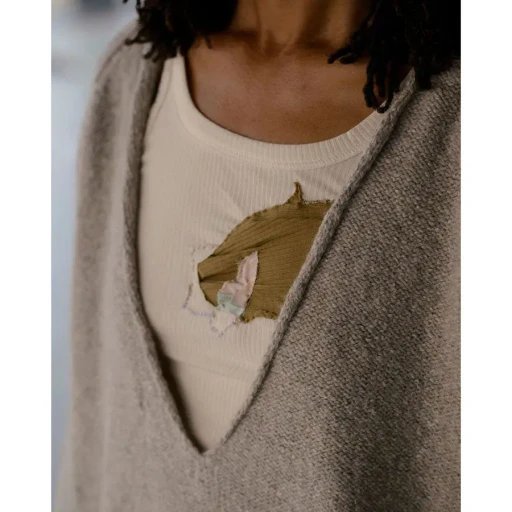 Soar V Neck