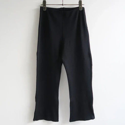 Collagen Ribbed Capri Pants