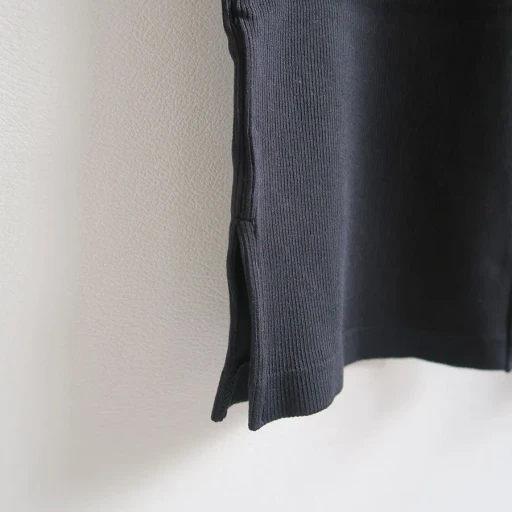 Collagen Ribbed Capri Pants
