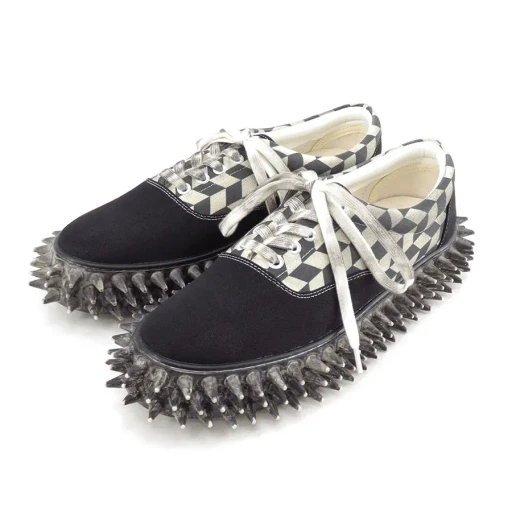 Dirty Spike Canvas Sneaker