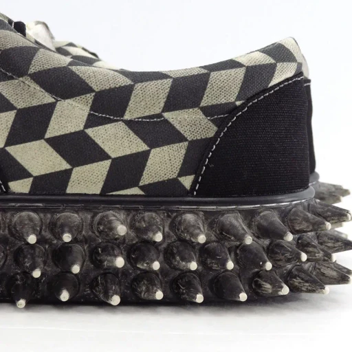 Dirty Spike Canvas Sneaker