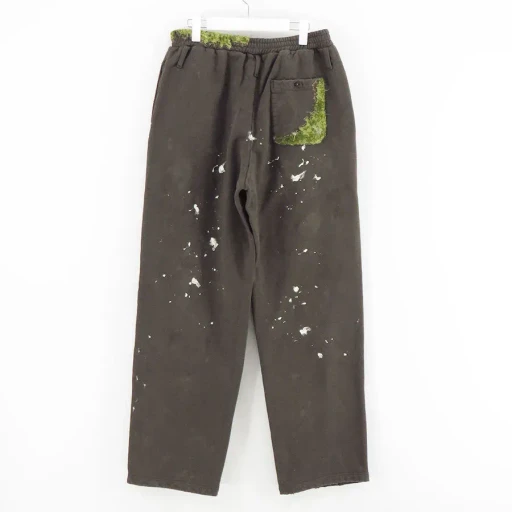 Moss-Grown Embroidery Sweat Pants