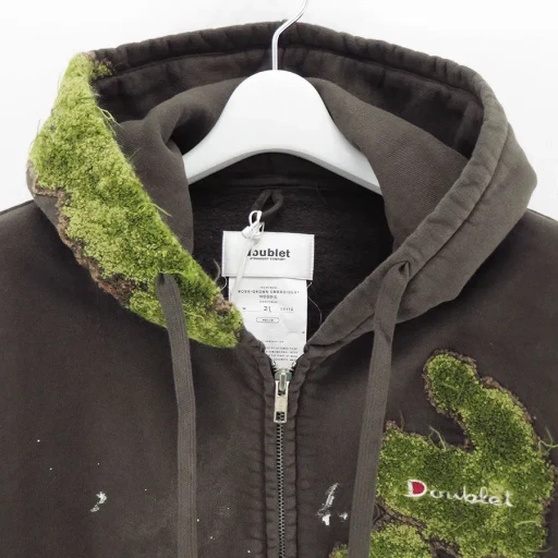 Moss-Grown Embroidery Hoodie