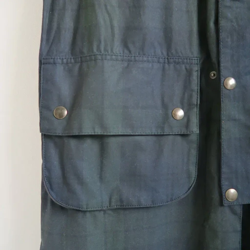 Oiled Tartan Plaid Sleeveless Hunter Coat